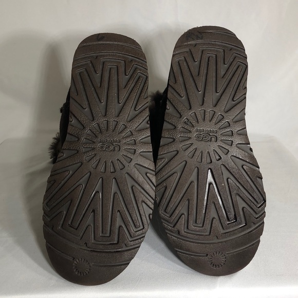 UGG Bailey Button Triplet II Winter Boots - Picture 4 of 6